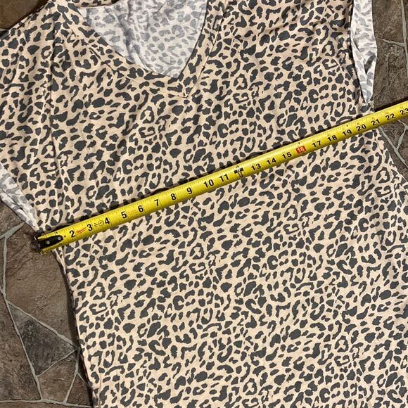 NWT La Miel Casual Lightweight Animal Print maxi with pockets Size: L - Picture 7 of 9